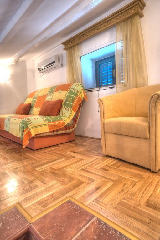 Holiday Home Neda Светі-Стефан Номер фото