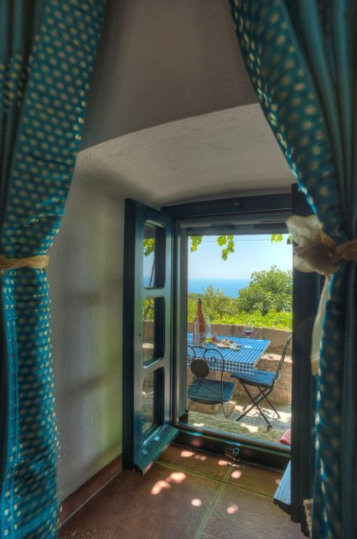 Holiday Home Neda Светі-Стефан Екстер'єр фото